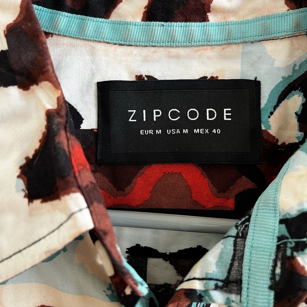 Zipcode Men’s Top - Picture 3 of 3